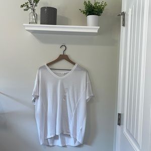 4 for 25🌻Old navy white top